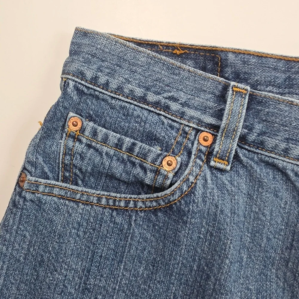 Levi's 550 Denim Shorts Mens 30 Blue Relaxed Fit Medium Wash Cotton 5-Pocket Y2K